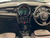Begagnad Mini Cooper Classic 134 HK (98 kW) 2022 Grå Halvkombi