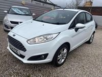 Used Ford Fiesta Zetec 82 HP (60 kW) 2014 White Hatchback