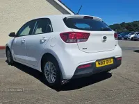 Used Kia Rio 2017 White Hatchback