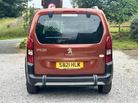 Used Peugeot Rifter Allure 100 HP (73 kW) 2021 Bronze MPV