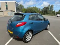 Used Mazda 2 84 HP (61 kW) 2014 Blue Hatchback