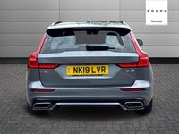 Used Volvo V60 R-Design 188 HP (138 kW) 2019 Grey Estate
