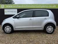 Used VW up! move up! 60 HP (44 kW) 2015 Silver Hatchback