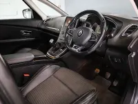 Usado Renault Scénic IV Dynamique 110 HP (80 kW) 2017 Cinzento Monovolume