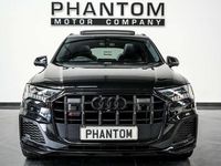 Używany Audi SQ7 Comfort 507 KM (372 kW) 2024 Czarny SUV