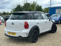 Used Mini Cooper SD 2013 White Hatchback