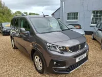 Second-hand Peugeot Rifter Allure 131 CP (96 kW) 2019 Gri Monovolum