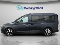 Used Ford Grand Tourneo Connect Active 122 HP (89 kW) 2023 Blue MPV