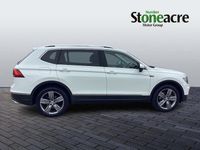 Usado VW Tiguan Allspace SEL 200 HP (147 kW) 2021 Branco SUV