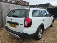 Used Dacia Logan MCV Comfort 95 HP (69 kW) 2019 White Estate