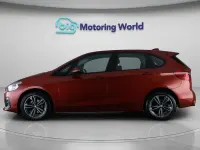 Begagnad BMW 220 Sport Line 192 HK (141 kW) 2020 Orange Minibuss