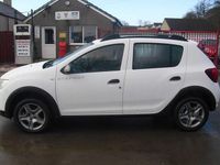 Used Dacia Sandero Comfort 90 HP (66 kW) 2020 White Hatchback