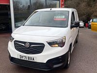 Used Vauxhall Combo 100 HP (73 kW) 2021 White MPV