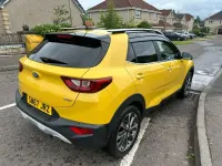 Used Kia Stonic First Edition 118 HP (86 kW) 2017 Yellow SUV