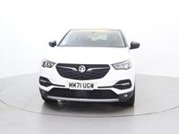 Used Vauxhall Grandland X SRi 130 HP (95 kW) 2022 White SUV