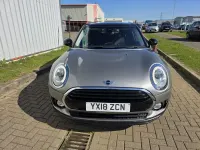 Usado Mini Cooper Clubman 136 CV (100 kW) 2018 Plateado Familiar