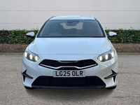 Used Kia Ceed 138 HP (101 kW) 2025 White Hatchback