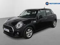 Begagnad Mini Cooper Classic 136 HK (100 kW) 2019 Svart Halvkombi