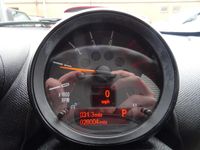 Usado Mini Cooper D 112 HP (82 kW) 2014 Verde Citadino