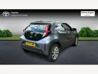 Used Toyota Aygo X PURE 72 HP (52 kW) 2024 Grey SUV