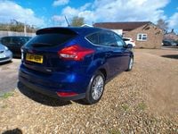 Used Ford Focus Zetec 125 HP (91 kW) 2018 Blue Hatchback