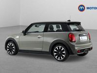Usado Mini Cooper S Exclusive 192 HP (141 kW) 2020 Cinzento Citadino