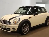 Used Mini Cooper D Hatch 109 HP (80 kW) 2009 White Hatchback