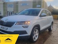 Used Skoda Karoq SE 115 HP (84 kW) 2019 White SUV