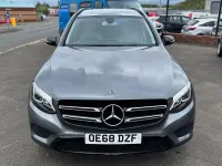 Usado Mercedes GLC220 Urban 170 HP (125 kW) 2018 Cinzento SUV