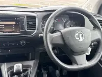 Used Vauxhall Vivaro S 145 HP (106 kW) 2023 White MPV