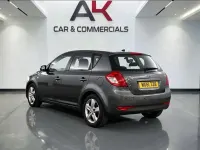 Used Kia Ceed 113 HP (83 kW) 2012 Grey Hatchback