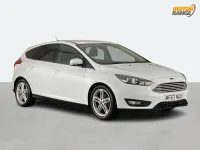Used Ford Focus Zetec 125 HP (91 kW) 2017 White Hatchback