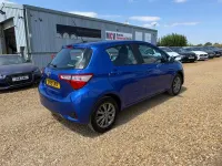 Used Toyota Yaris 111 HP (81 kW) 2019 Blue Hatchback