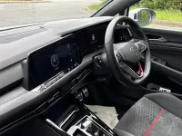 Used VW Golf VIII GTI Clubsport 300 HP (220 kW) 2023 Pure white Hatchback