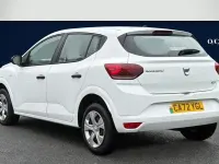 Used Dacia Sandero Essentiel 100 HP (73 kW) 2022 White Hatchback