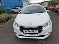 Used Peugeot 208 Style 82 HP (60 kW) 2014 White Hatchback