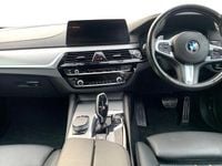 Gebraucht BMW 520 M Sport 190 PS (139 kW) 2019 Grau Kombi