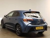 Used Toyota Corolla 122 HP (89 kW) 2020 Blue Hatchback