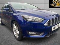 Second-hand Ford Focus Zetec 120 CP (88 kW) 2017 Negru Hatchback