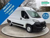 Used Vauxhall Movano 140 HP (102 kW) 2022 White MPV