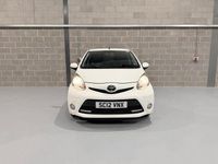 Used Toyota Aygo 2012 White Hatchback