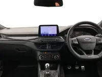 Used Ford Focus ST-Line 125 HP (91 kW) 2021 Red Hatchback