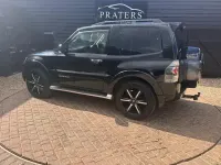 Used Mitsubishi Shogun 200 HP (147 kW) 2014 Black SUV