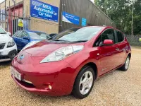 Used Nissan Leaf Acenta 80 kW (109 HP) 2015 Red Hatchback