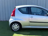 Used Peugeot 107 68 HP (50 kW) 2007 Silver Hatchback
