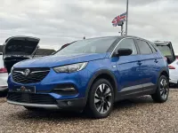 Second-hand Vauxhall Grandland X Sport 130 CP (95 kW) 2018 Albastru SUV