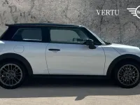 Used Mini Cooper S Hatch 201 HP (147 kW) 2024 White Hatchback