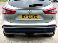 Used Nissan Qashqai N-Connecta 2017 Silver SUV