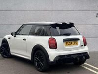 Used Mini Cooper Hatch 134 HP (98 kW) 2024 White Hatchback