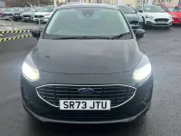 Używany Ford Fiesta Titanium 100 KM (73 kW) 2023 Czarny Hatchback